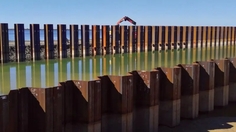 %[alt diagram comparing u type and z type sheet pile profiles](https://placehold.co/600x400 "U Type vs Z Type Sheet Pile Profiles")