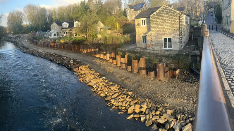 %[alt comparison of hot rolled versus cold formed steel sheet piles](https://placehold.co/600x400 "Hot Rolled vs Cold Formed Sheet Piles")